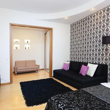 On Internatsionalnaya 13 Apartment Minsk