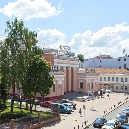 Apartment On Internatsionalnaya 13